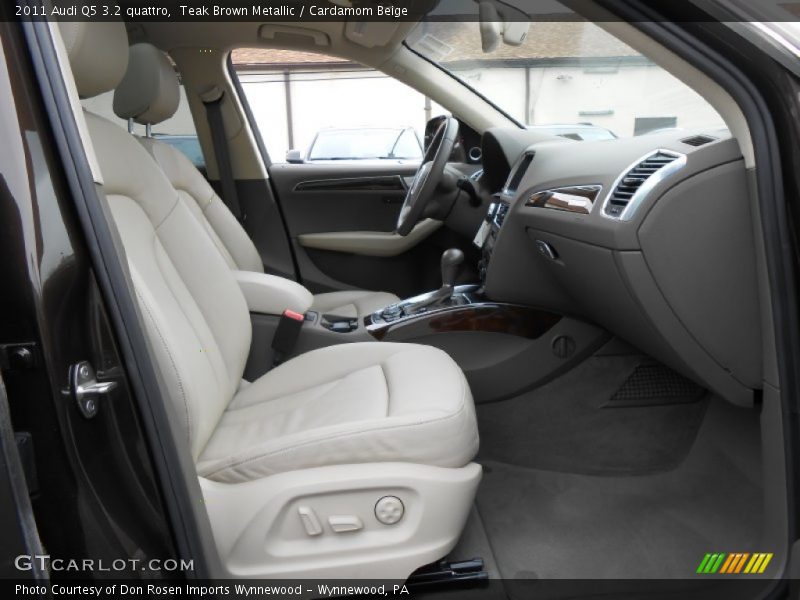 Teak Brown Metallic / Cardamom Beige 2011 Audi Q5 3.2 quattro