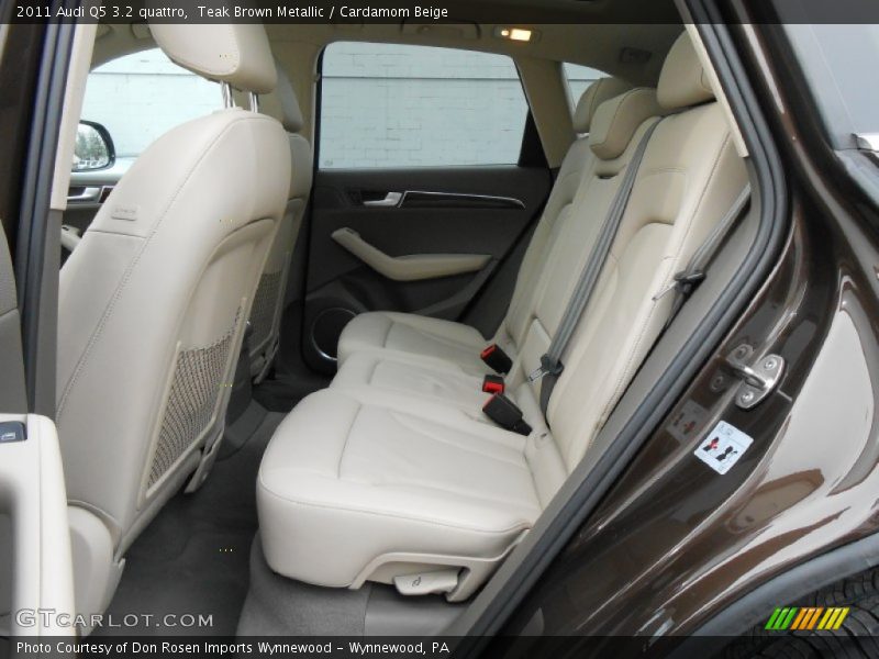 Rear Seat of 2011 Q5 3.2 quattro