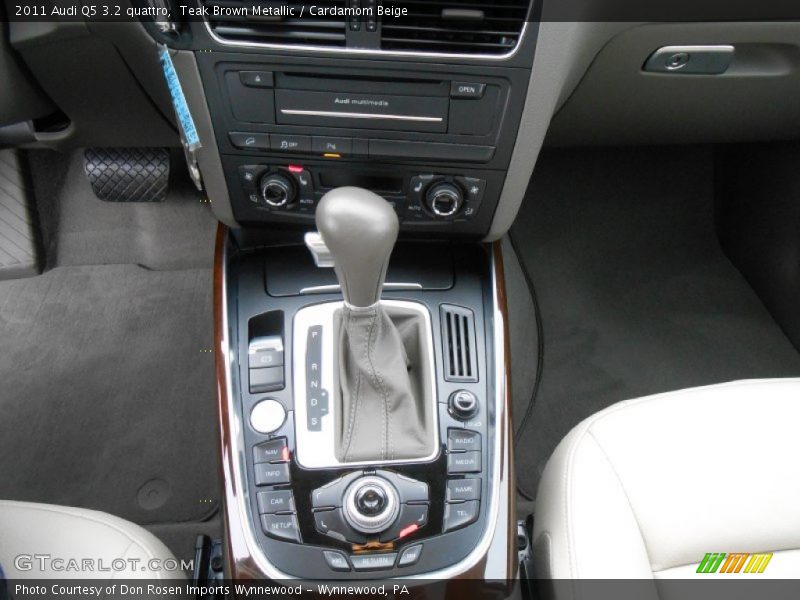  2011 Q5 3.2 quattro 6 Speed Tiptronic Automatic Shifter