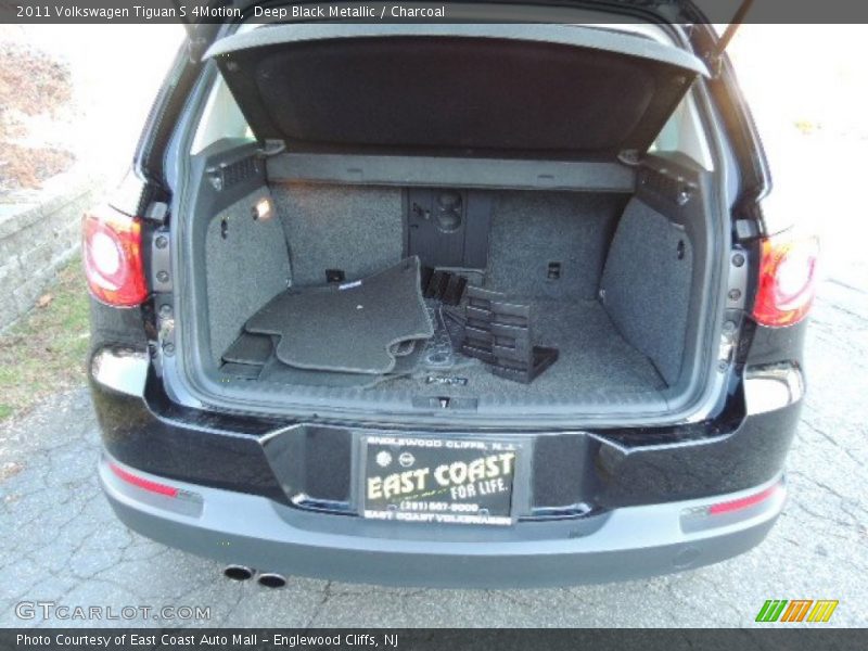 Deep Black Metallic / Charcoal 2011 Volkswagen Tiguan S 4Motion