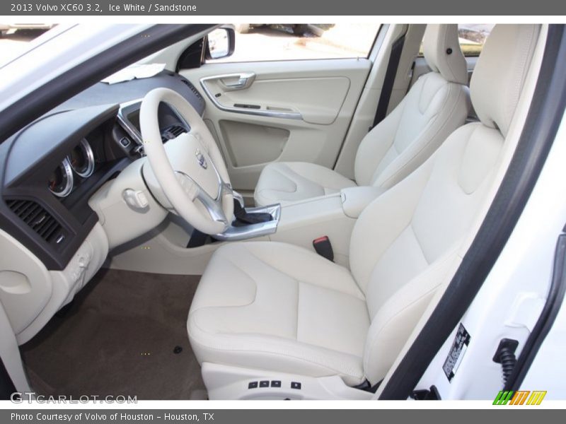 Ice White / Sandstone 2013 Volvo XC60 3.2