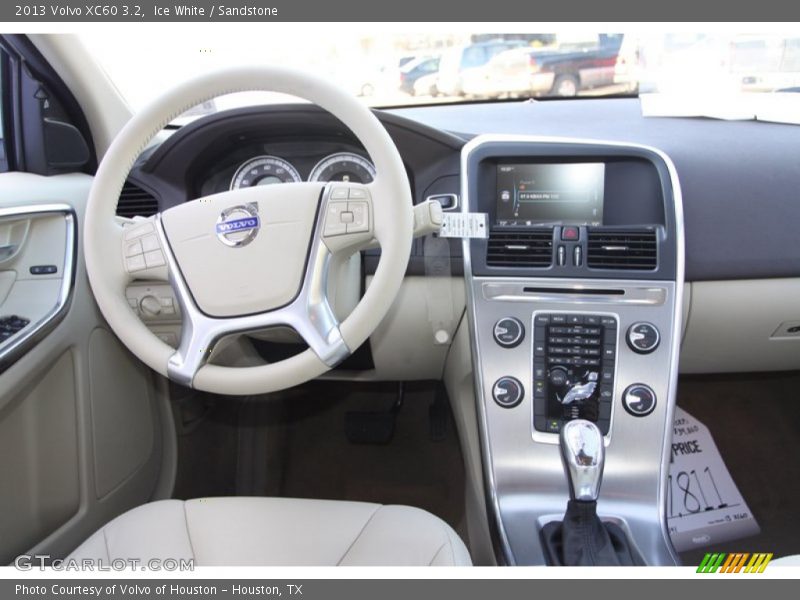 Ice White / Sandstone 2013 Volvo XC60 3.2