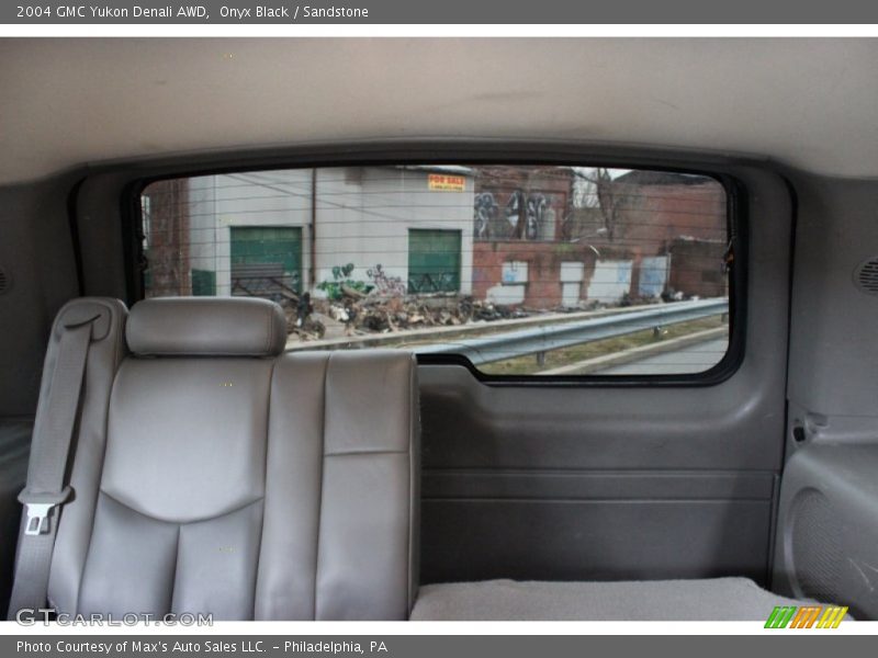 Onyx Black / Sandstone 2004 GMC Yukon Denali AWD