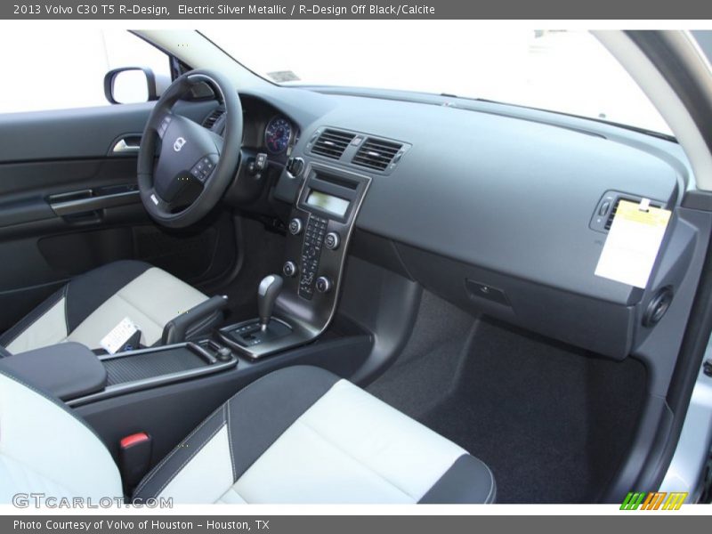 Dashboard of 2013 C30 T5 R-Design
