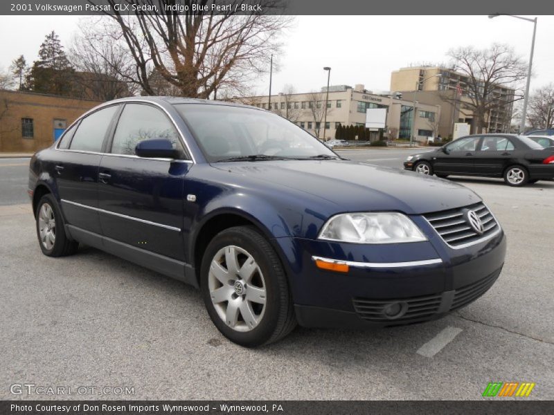 Front 3/4 View of 2001 Passat GLX Sedan