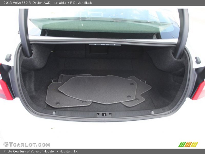  2013 S60 R-Design AWD Trunk