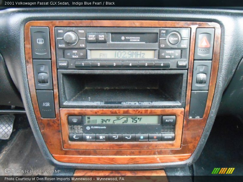 Controls of 2001 Passat GLX Sedan