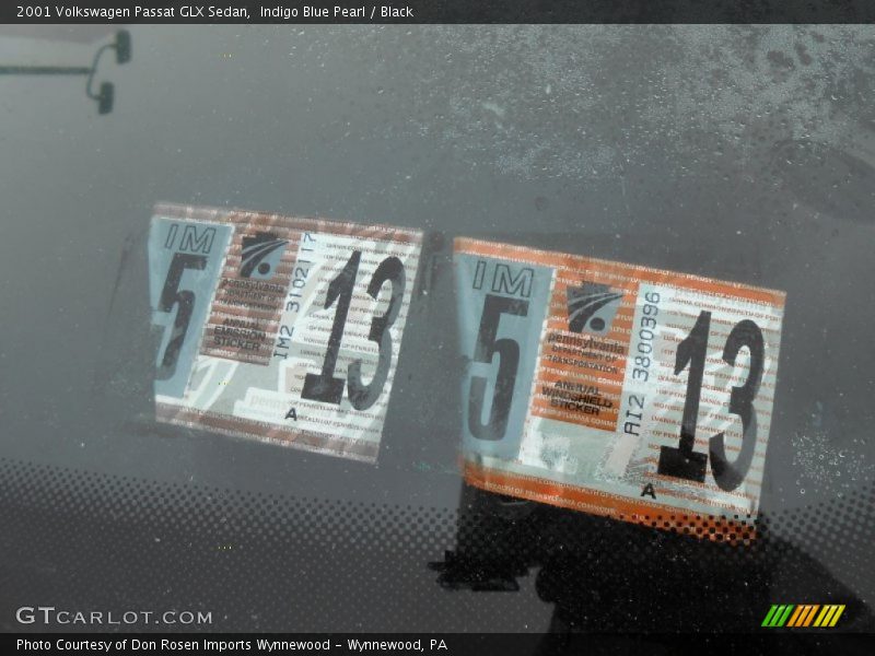 Indigo Blue Pearl / Black 2001 Volkswagen Passat GLX Sedan