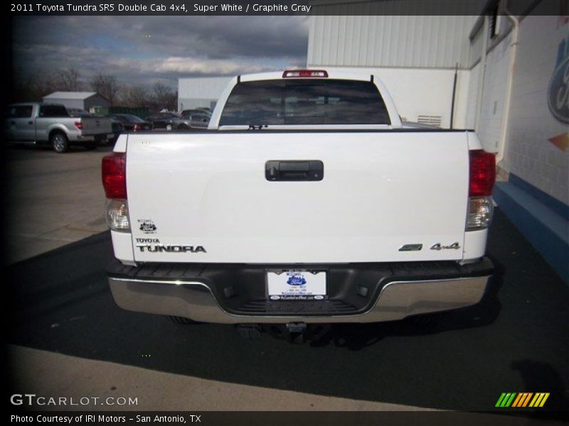 Super White / Graphite Gray 2011 Toyota Tundra SR5 Double Cab 4x4