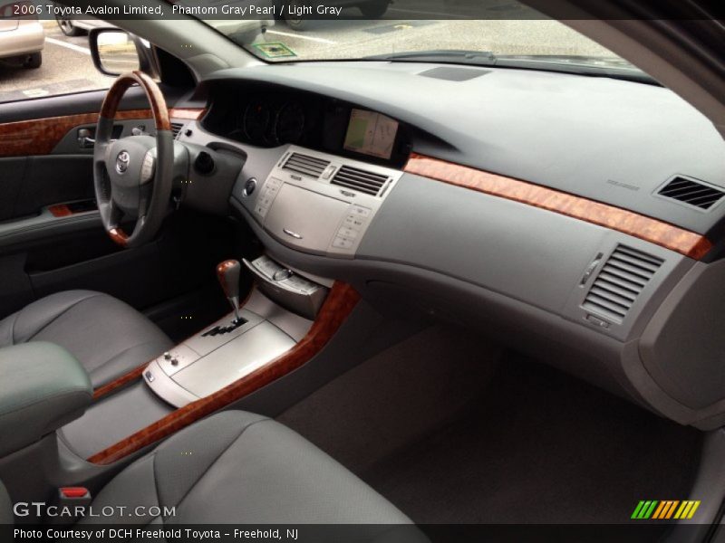 Phantom Gray Pearl / Light Gray 2006 Toyota Avalon Limited