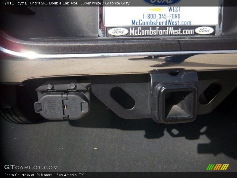 Super White / Graphite Gray 2011 Toyota Tundra SR5 Double Cab 4x4