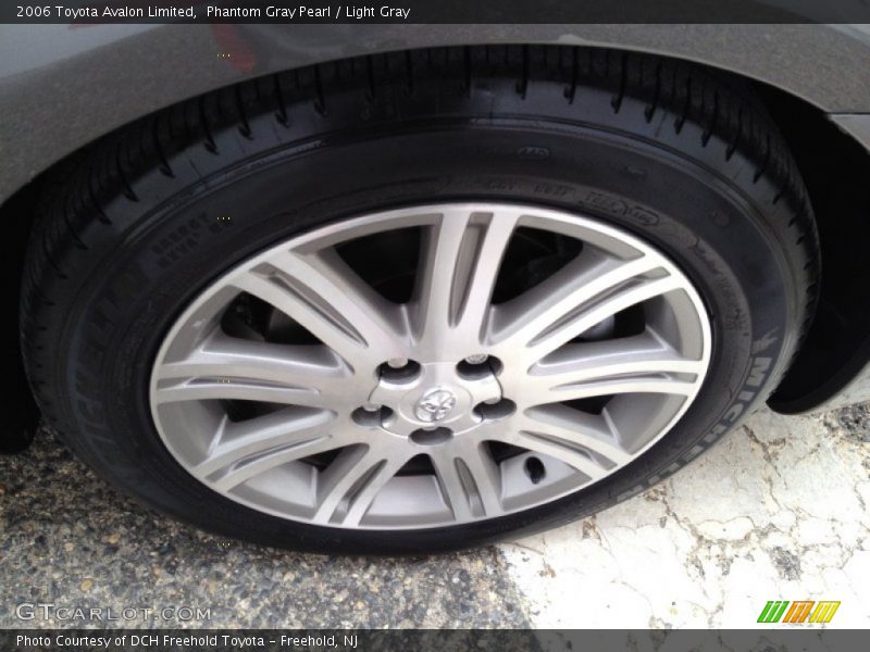  2006 Avalon Limited Wheel