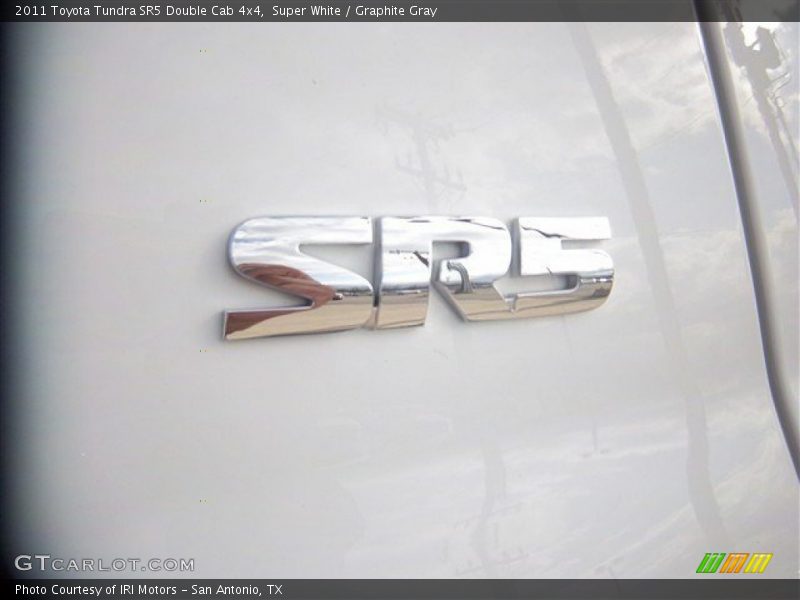 Super White / Graphite Gray 2011 Toyota Tundra SR5 Double Cab 4x4