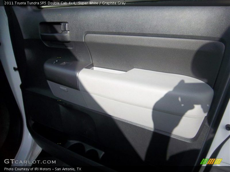 Super White / Graphite Gray 2011 Toyota Tundra SR5 Double Cab 4x4