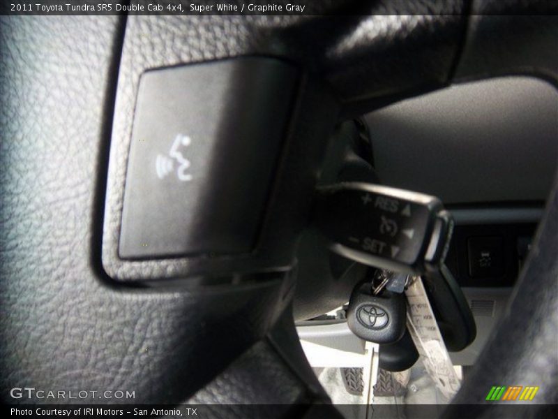 Super White / Graphite Gray 2011 Toyota Tundra SR5 Double Cab 4x4