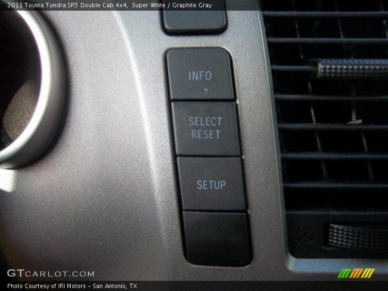 Super White / Graphite Gray 2011 Toyota Tundra SR5 Double Cab 4x4