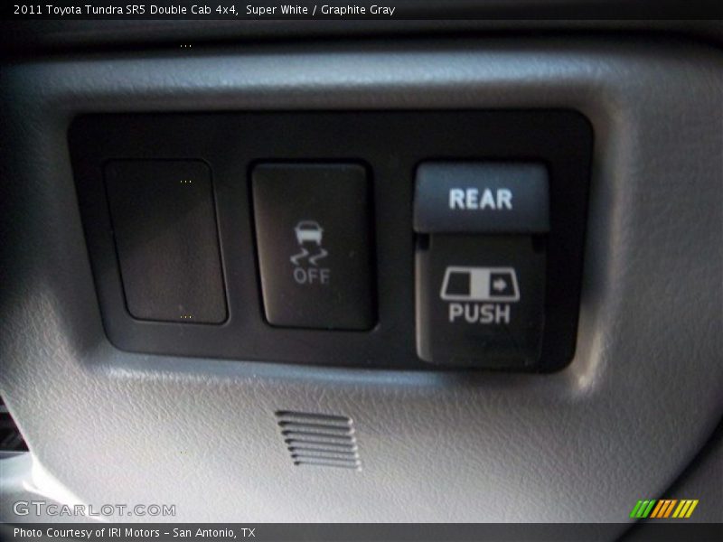 Super White / Graphite Gray 2011 Toyota Tundra SR5 Double Cab 4x4