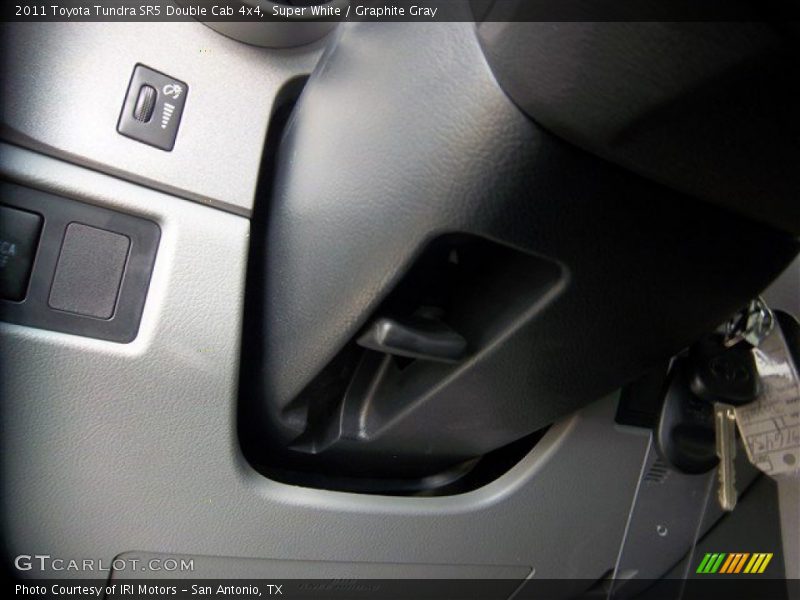 Super White / Graphite Gray 2011 Toyota Tundra SR5 Double Cab 4x4