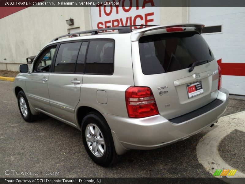 Millenium Silver Metallic / Charcoal 2003 Toyota Highlander V6