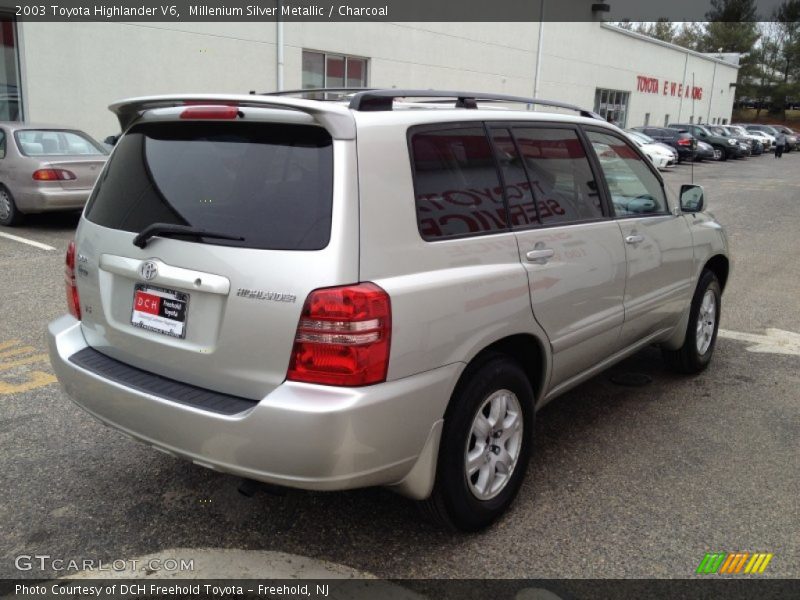 Millenium Silver Metallic / Charcoal 2003 Toyota Highlander V6