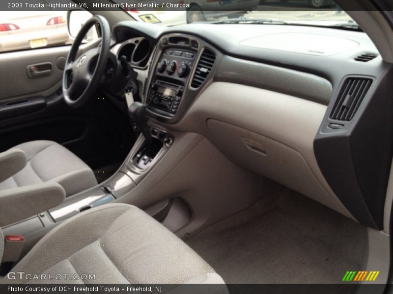 Millenium Silver Metallic / Charcoal 2003 Toyota Highlander V6