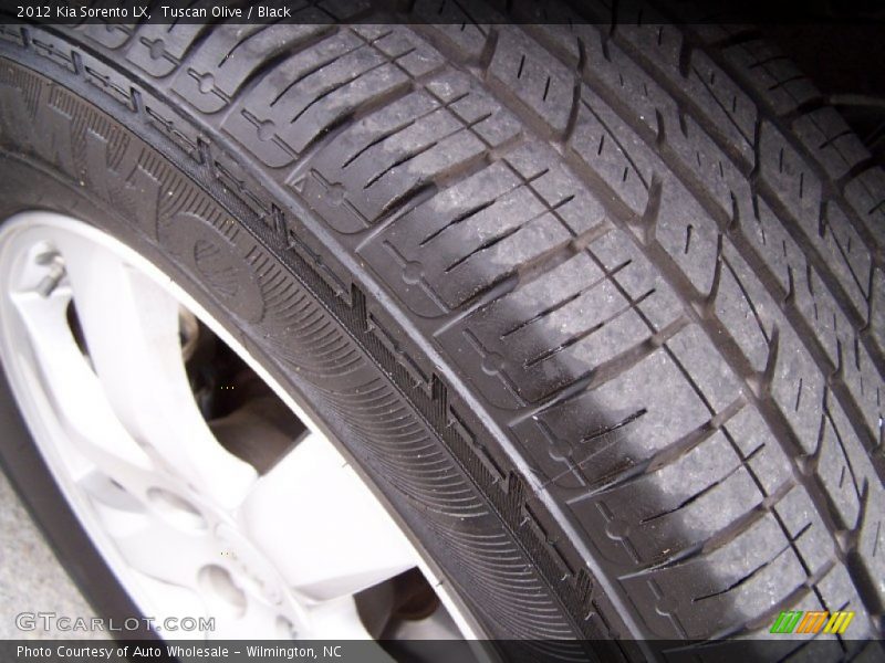 Tuscan Olive / Black 2012 Kia Sorento LX