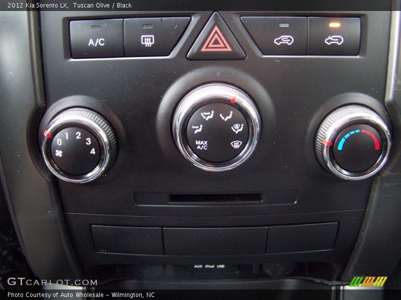 Tuscan Olive / Black 2012 Kia Sorento LX