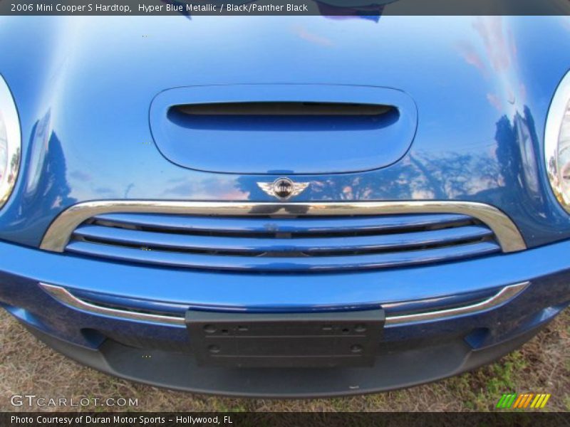 Hyper Blue Metallic / Black/Panther Black 2006 Mini Cooper S Hardtop