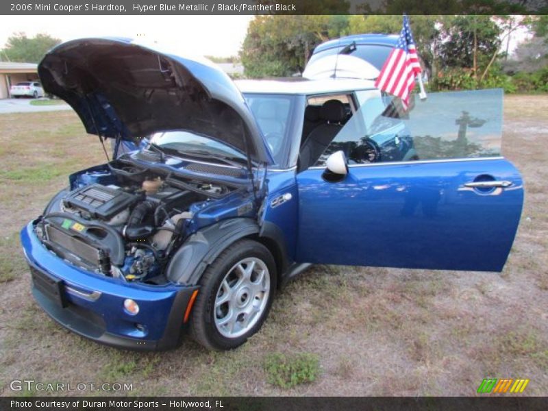 Hyper Blue Metallic / Black/Panther Black 2006 Mini Cooper S Hardtop