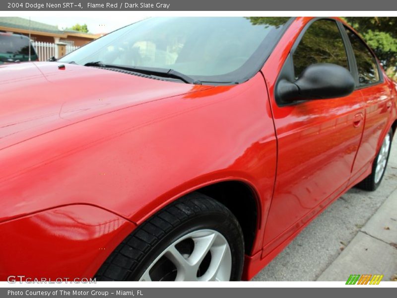 Flame Red / Dark Slate Gray 2004 Dodge Neon SRT-4