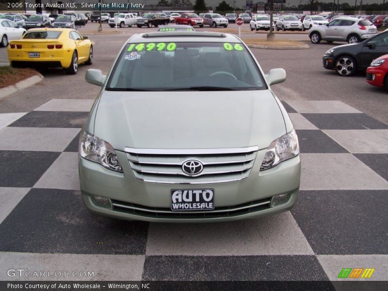 Silver Pine Mica / Ivory 2006 Toyota Avalon XLS