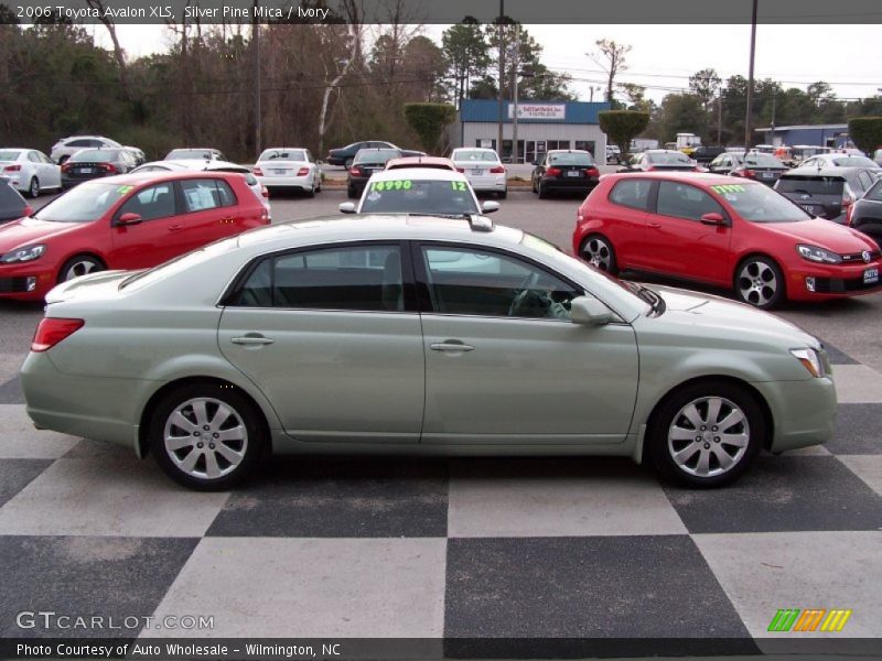Silver Pine Mica / Ivory 2006 Toyota Avalon XLS
