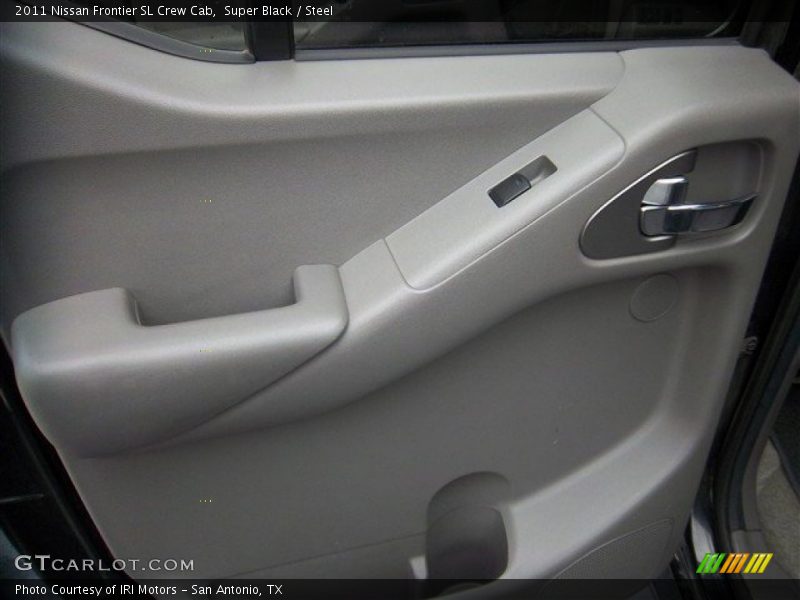 Super Black / Steel 2011 Nissan Frontier SL Crew Cab