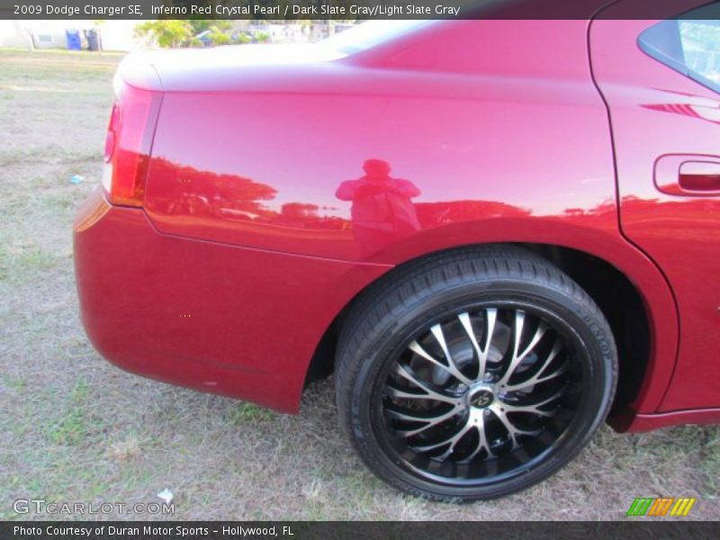 Custom Wheels of 2009 Charger SE