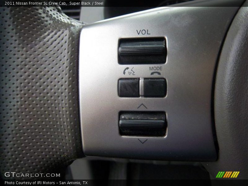 Super Black / Steel 2011 Nissan Frontier SL Crew Cab