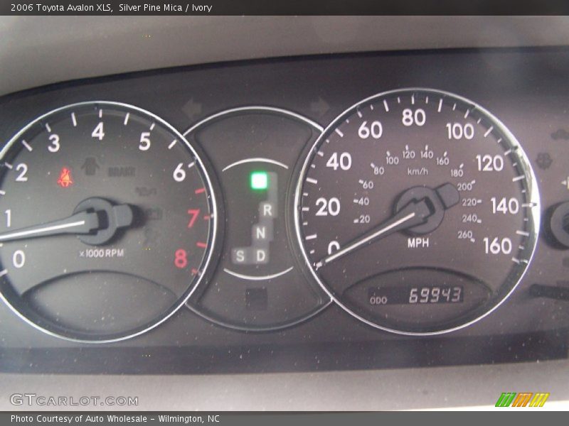 Silver Pine Mica / Ivory 2006 Toyota Avalon XLS