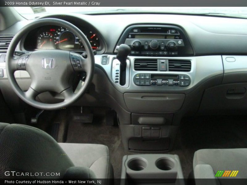 Silver Pearl Metallic / Gray 2009 Honda Odyssey EX