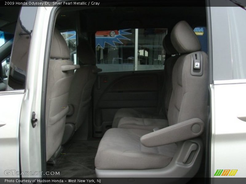 Silver Pearl Metallic / Gray 2009 Honda Odyssey EX