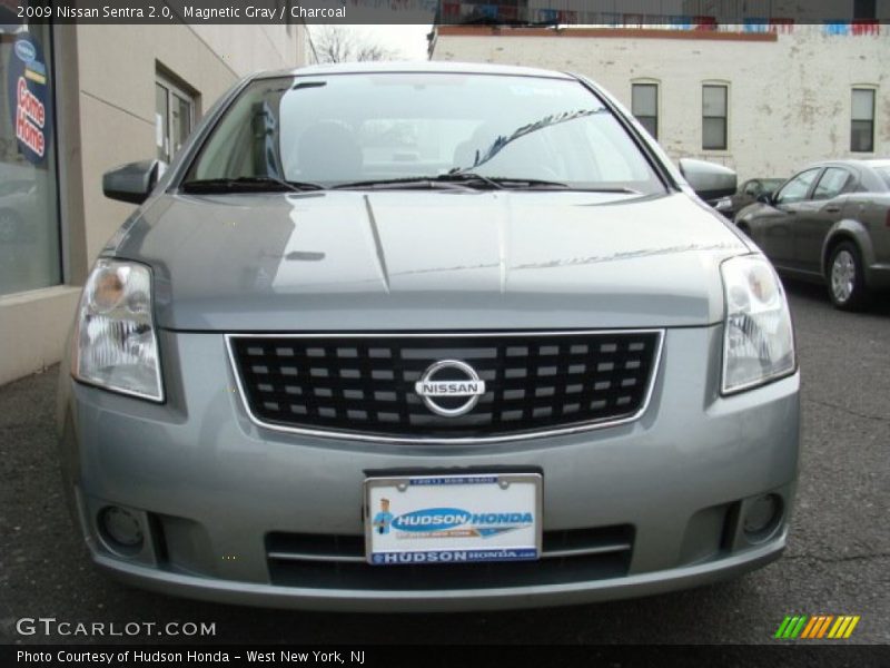 Magnetic Gray / Charcoal 2009 Nissan Sentra 2.0