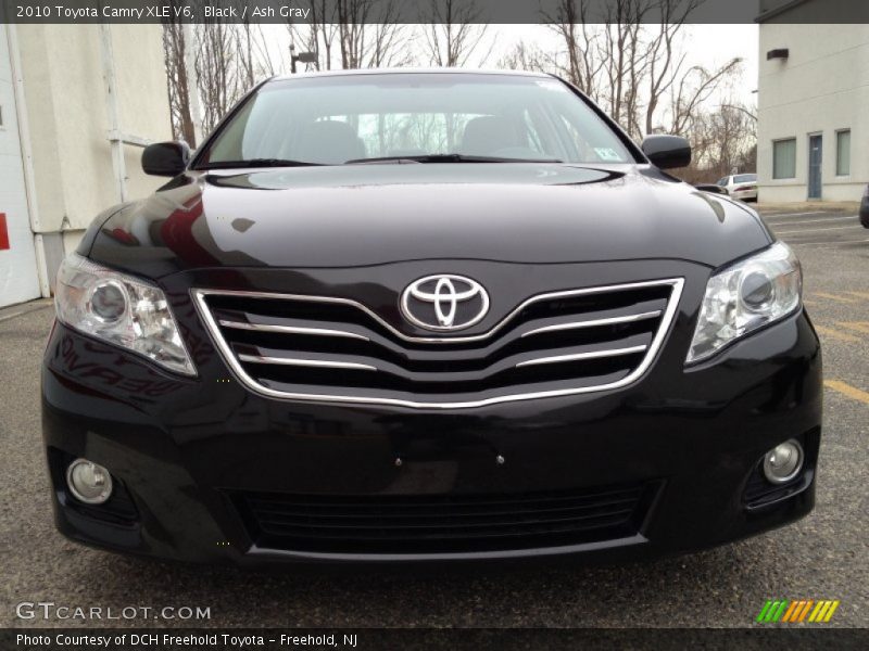Black / Ash Gray 2010 Toyota Camry XLE V6