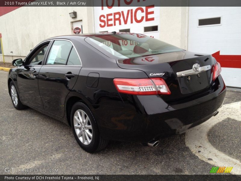 Black / Ash Gray 2010 Toyota Camry XLE V6