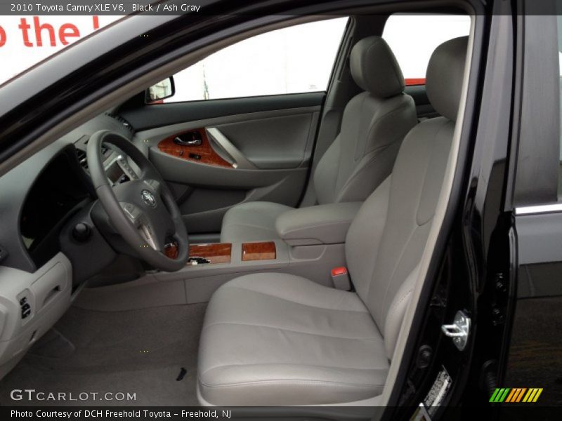 Black / Ash Gray 2010 Toyota Camry XLE V6