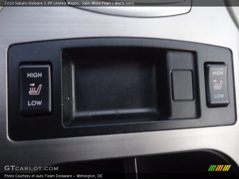 Satin White Pearl / Warm Ivory 2010 Subaru Outback 3.6R Limited Wagon