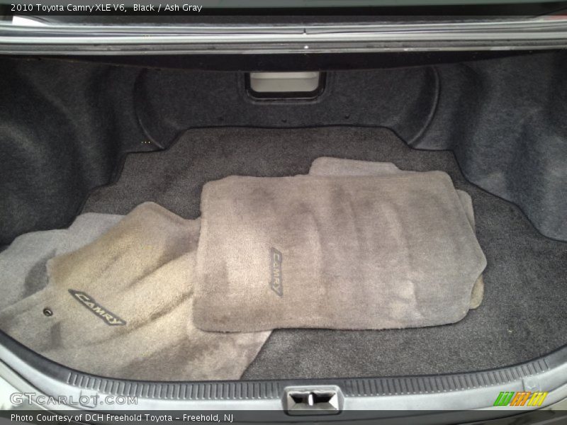  2010 Camry XLE V6 Trunk