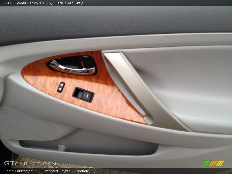 Black / Ash Gray 2010 Toyota Camry XLE V6