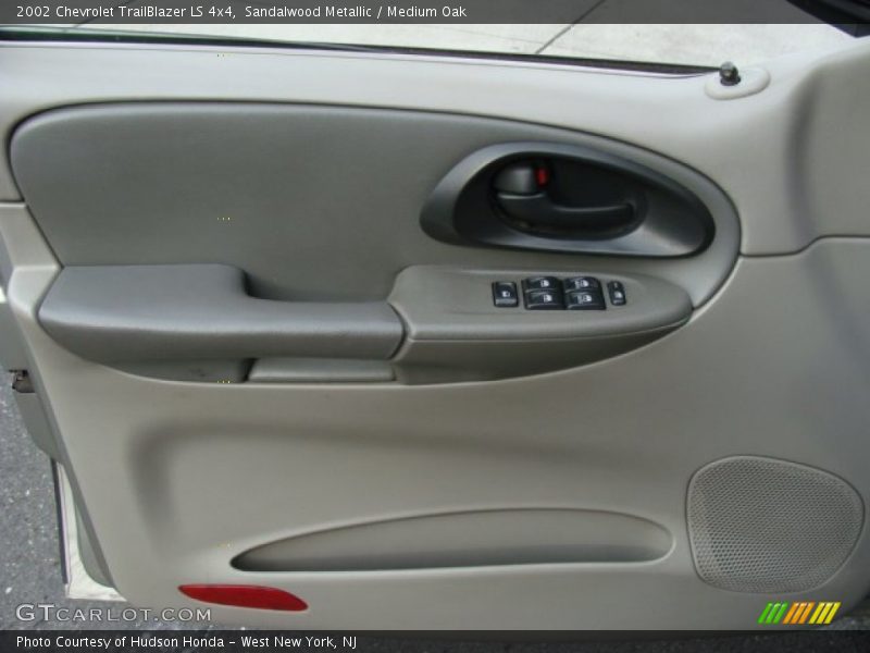 Sandalwood Metallic / Medium Oak 2002 Chevrolet TrailBlazer LS 4x4