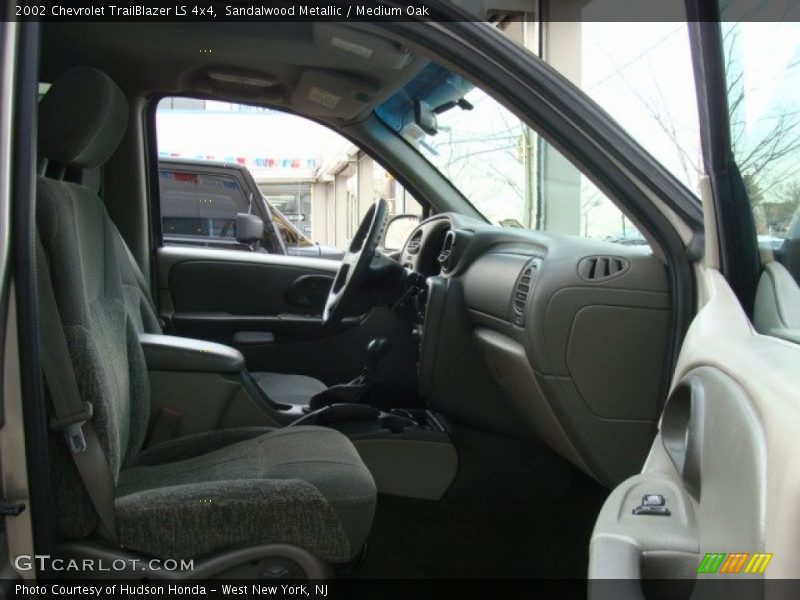 Sandalwood Metallic / Medium Oak 2002 Chevrolet TrailBlazer LS 4x4