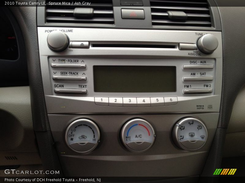 Controls of 2010 Camry LE