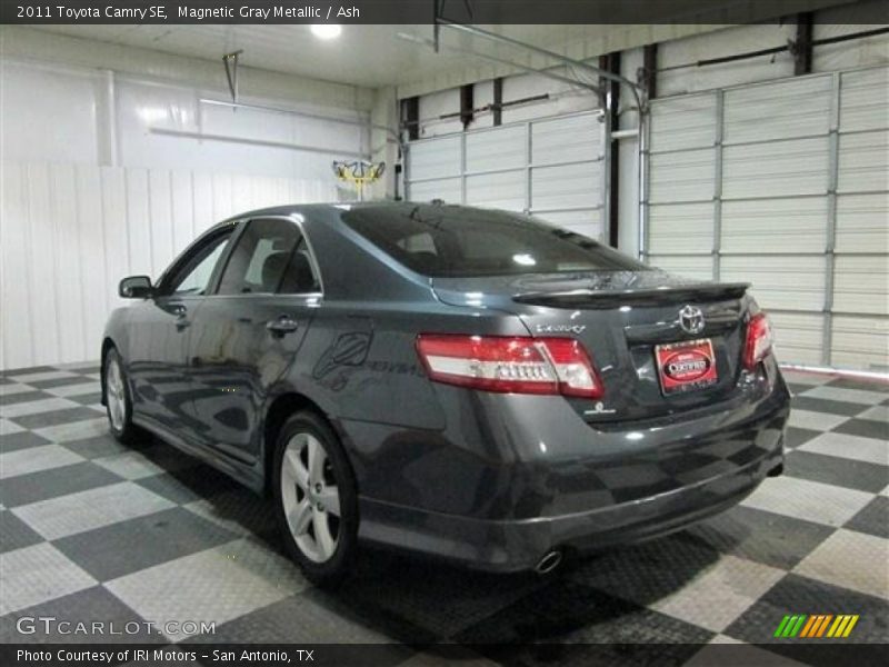 Magnetic Gray Metallic / Ash 2011 Toyota Camry SE