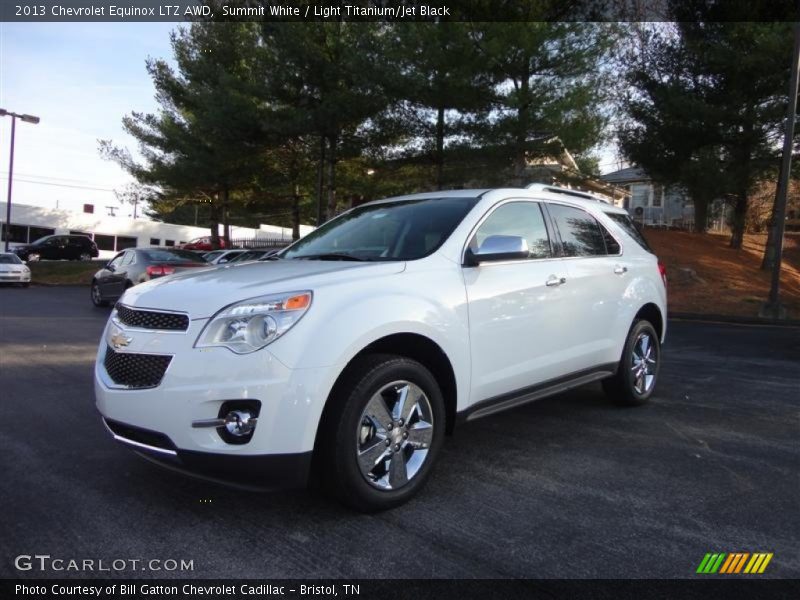 Front 3/4 View of 2013 Equinox LTZ AWD